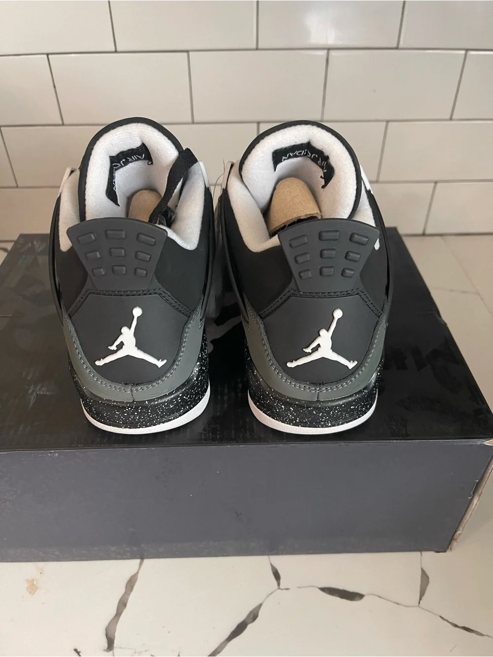 Men’s Retro 4 Fear Size 5.5.